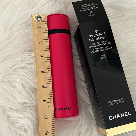 Chanel Brush Set Code Couleurs Diva - Picture 8 of 11
